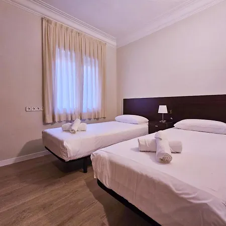 Classbedroom Park Gueell Apartment