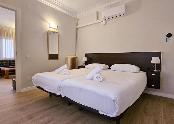 Classbedroom Park Gueell شقة برشلونة
