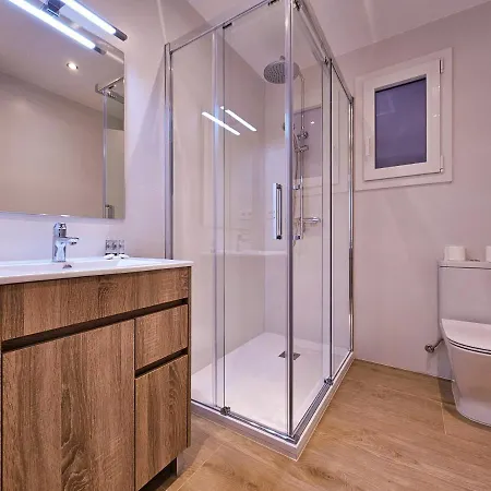 Classbedroom Park Gueell Апартаменты