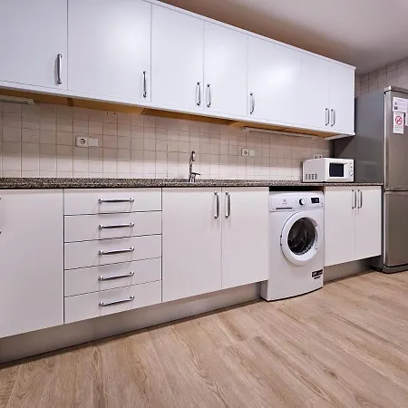 Апартаменты Classbedroom Park Gueell Барселона